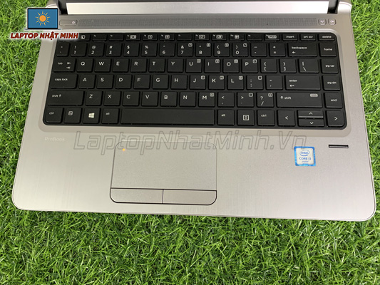 Touchpad thông minh cho cảm giác thuận tiện và mượt mà khi sử dụng